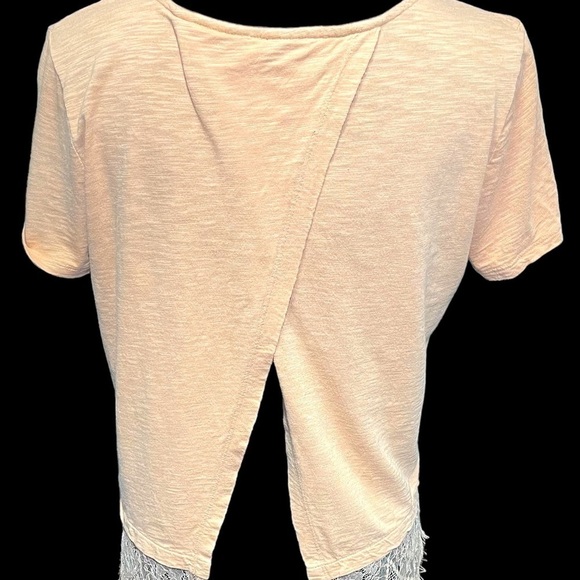 Forever 21 Eyelash Lace Short Sleeve Light Orange/Peach Top Women’s Size Medium - Picture 9 of 14
